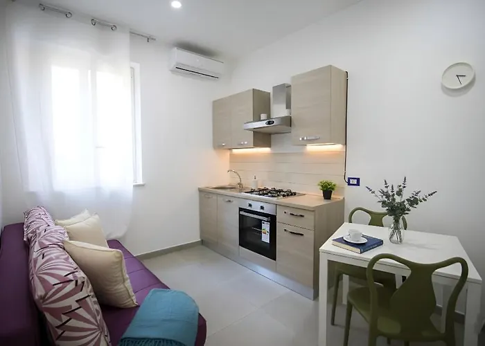 Cicerone Apartman *